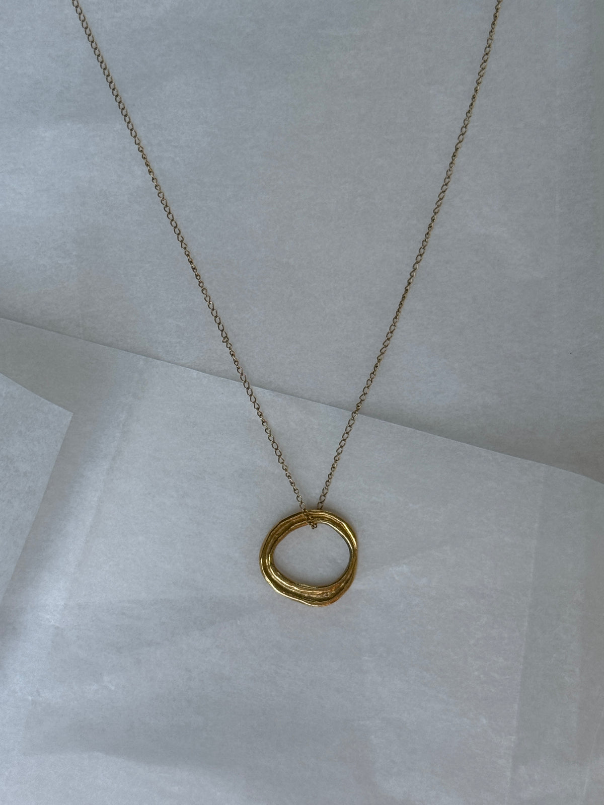 Halo necklace