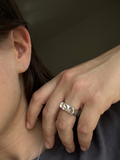 Curve ring